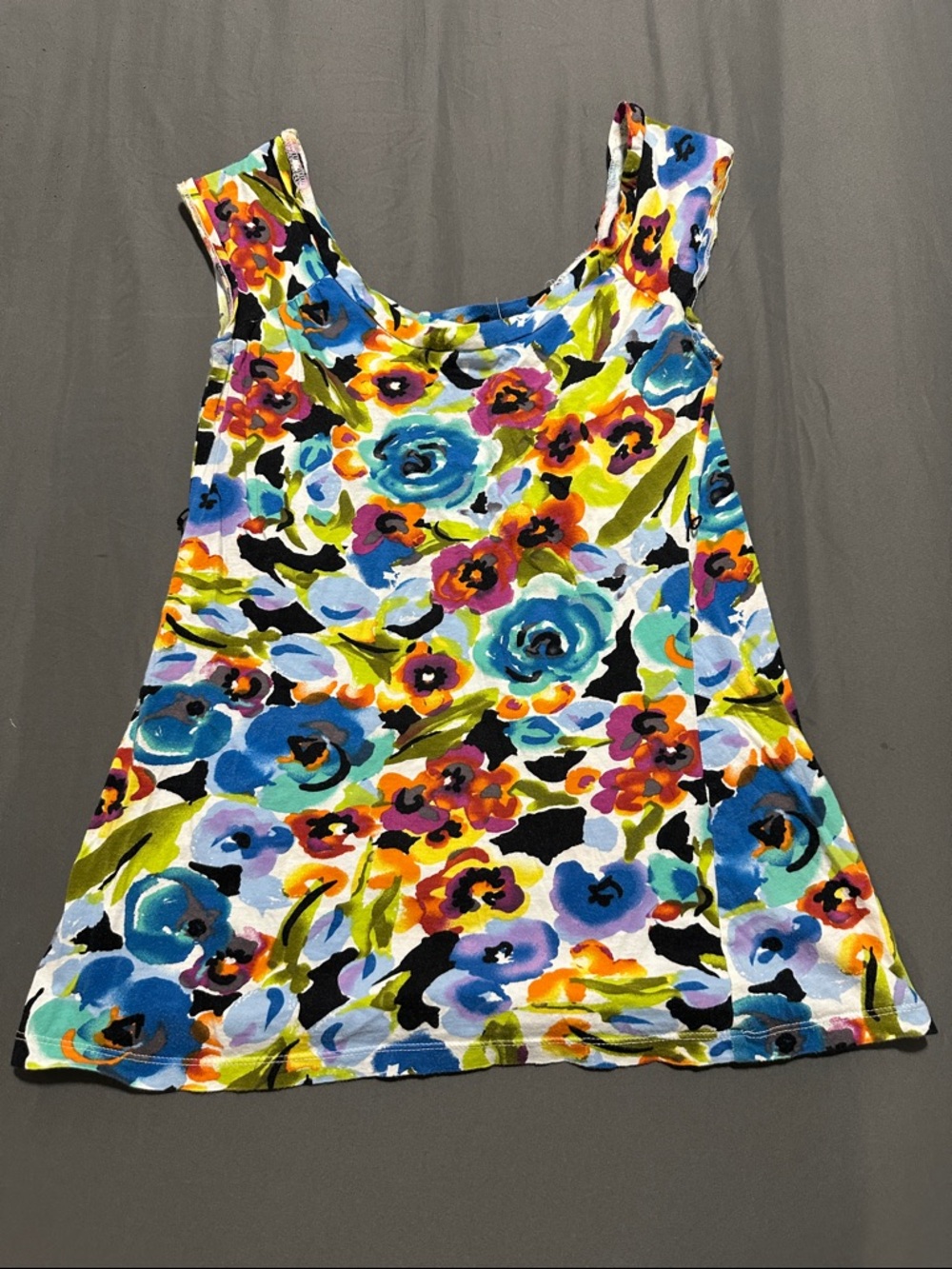 Vibrant Floral Scoop Neck Tank Top - Multicolor